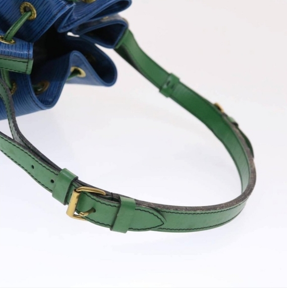 LOUIS VUITTON Epi Tricolor Shoulder Bag - Picture 8 of 14